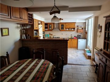 chalet 4 dormitorios zona chauvin