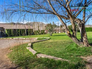 Casa en Venta en Parcela con hermosa casa en venta en sector Chamonate