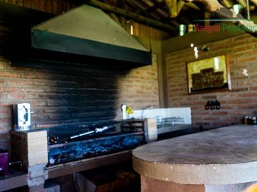 Casa en Venta en Parcela con hermosa casa en venta en sector Chamonate