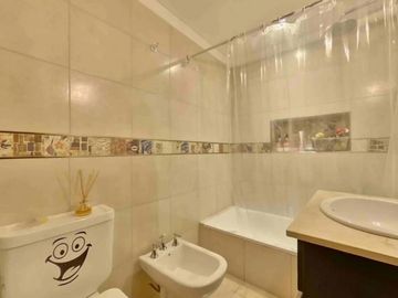 Excelente Casa en Venta en Villa Devoto, Ciudad Autónoma de Buenos Aires