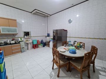 Rumah Teluk Gong 6x20 Hadap Selatan Barat 3 Lantai Siap Huni