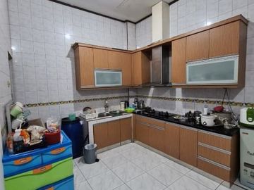 Rumah Teluk Gong 6x20 Hadap Selatan Barat 3 Lantai Siap Huni