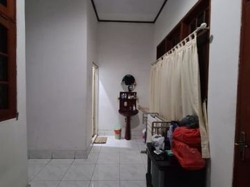 Rumah Teluk Gong 6x20 Hadap Selatan Barat 3 Lantai Siap Huni