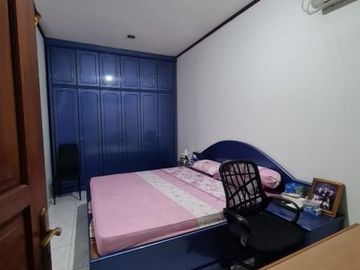 Rumah Teluk Gong 6x20 Hadap Selatan Barat 3 Lantai Siap Huni