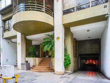 Venta Departamento 4 Dormitorios Con Cochera  - Barrio  Abasto