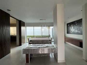 VENDO CASA EN PARQUE NILO LOMAS DE ANGELOPOLIS