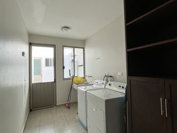 VENDO CASA EN PARQUE NILO LOMAS DE ANGELOPOLIS
