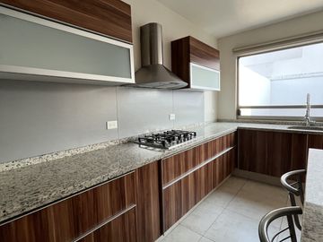 VENDO CASA EN PARQUE NILO LOMAS DE ANGELOPOLIS