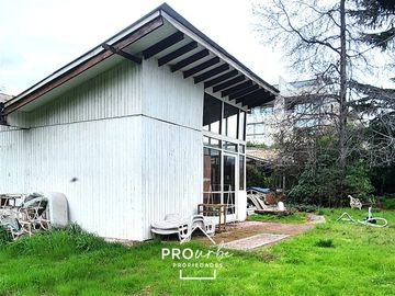 Sitio en venta en La Reina para desarrollo inmobiliario