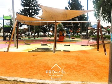 Sitio en venta en La Reina para desarrollo inmobiliario
