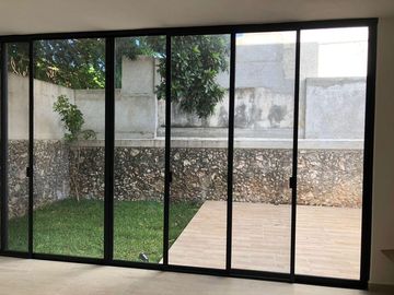 RESIDENCIA EN ITZIMNA CASA DE DOS PLANTA  3 RECAMARAS, EN MERIDA,