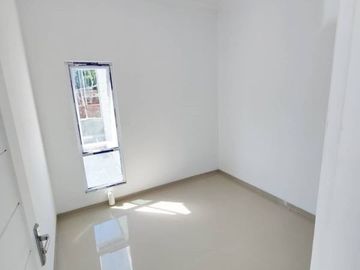 Rumah Komersil di Lamongan Kota, Harga dibawah pasar, 400jt an saja!!