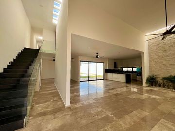 CASA VENTA MÉRIDA, MODELO THO, 484m2, 4 HABITS, EQUIPADA, PRANA DZITYÁ.