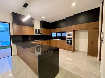 CASA VENTA MÉRIDA, MODELO THO, 484m2, 4 HABITS, EQUIPADA, PRANA DZITYÁ.