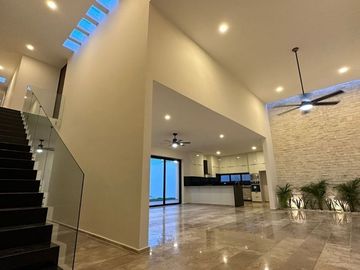 CASA VENTA MÉRIDA, MODELO THO, 484m2, 4 HABITS, EQUIPADA, PRANA DZITYÁ.