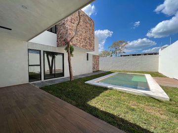 CASA VENTA MÉRIDA, MODELO THO, 484m2, 4 HABITS, EQUIPADA, PRANA DZITYÁ.