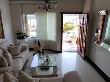 Venta de Casa en Bucaramanga - Lagos del Cacique. Cod V6415