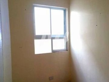 PH744 Townhouse for sale Near Mindanao Ave. Quezon City At 3