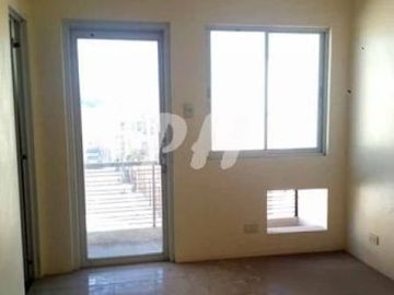 PH744 Townhouse for sale Near Mindanao Ave. Quezon City At 3
