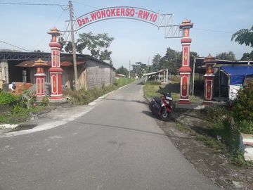 Rumah siap huni jl Palagan km 9 Sariharjo Sleman Yogyakarta