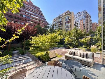 Departamento con Jardin en El Golf, de 2 dormitorios