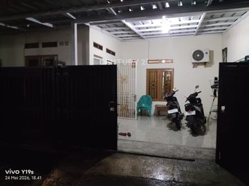 Dijual Rumah Lokasi Strategis Harapan Indah Bekasi