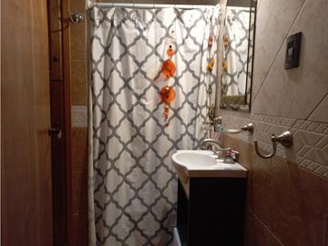 Chalet 4amb/ Patio/ Quincho/ Zona Chauvin