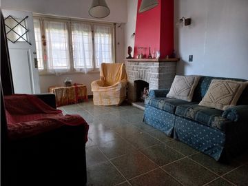 Chalet 4amb/ Patio/ Quincho/ Zona Chauvin