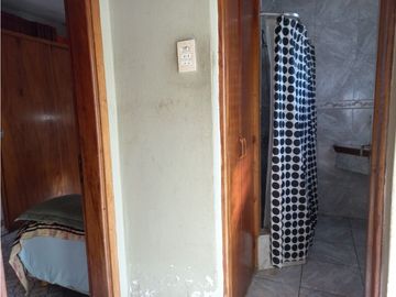 Chalet 4amb/ Patio/ Quincho/ Zona Chauvin
