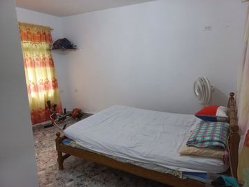 Te vendo esta linda casa finca a dos minutos de la doble calzada entre Girardota y Hatillo bien barata