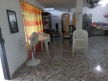 Te vendo esta linda casa finca a dos minutos de la doble calzada entre Girardota y Hatillo bien barata