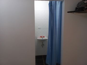 Te vendo esta linda casa finca a dos minutos de la doble calzada entre Girardota y Hatillo bien barata