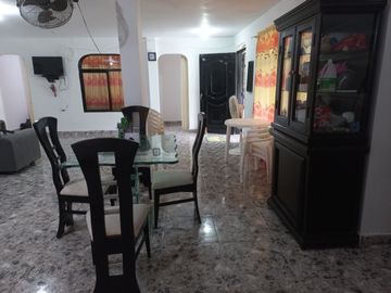 Te vendo esta linda casa finca a dos minutos de la doble calzada entre Girardota y Hatillo bien barata