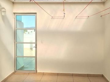 VENTA CASA ARBOLEDAS DE SAN JAVIER