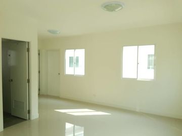 Lanceo Crib รัตนาธิเบศร์ - บ้านเดี่ยว 2 ชั้นหลังมุม