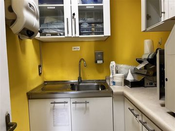 Clinica Dental 100% operativa Venta Derecho a Llave