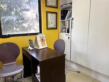 Clinica Dental 100% operativa Venta Derecho a Llave