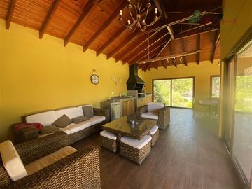Espectacular casa venta 6d/5B quincho y 2 piscinas Oliveto