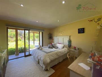Espectacular casa venta 6d/5B quincho y 2 piscinas Oliveto