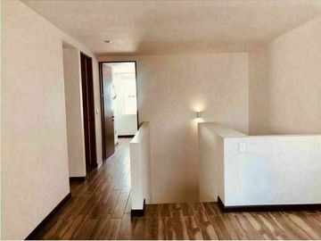 Hermosa Casa en El Refugio Cochera, 3 Recamaras, 3 Baños, Jardín, Alberca