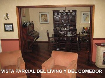 Buen chalet muy bien ubicado  - Adrogue