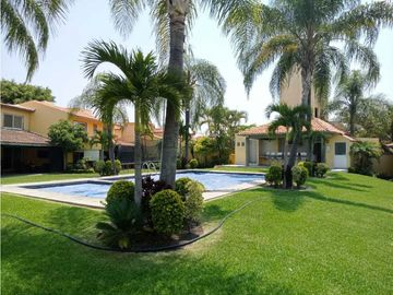 CASA EN VENTA O RENTA EN CONDOMINIO EN JIUTEPEC
