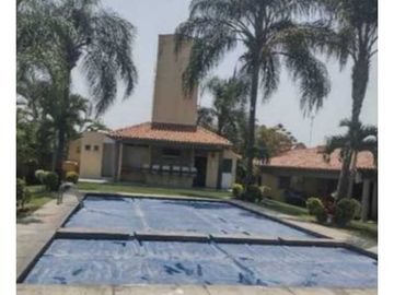 CASA EN VENTA O RENTA EN CONDOMINIO EN JIUTEPEC