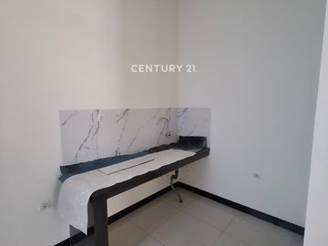 Rumah 2 Lantai Strategis Di Cluster Gardenville TKI 5 Bandung