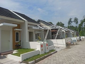 BOOKING SEKARANG JUGA RUMAH SIAP HUNI DI PERUMAHAN PALING LARIS DI PRAMBANAN HARGA SUDAH ALL IN