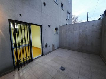 Departamento Tipo Casa en venta en Lanus Oeste
