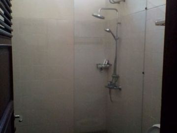 RUMAH ETNIK MODERN DI TENGAH KOTA JOGJA