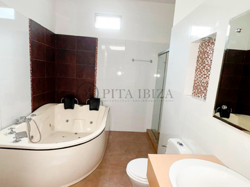 casa en arriendo/venta en villa del rosario. Cod A3022