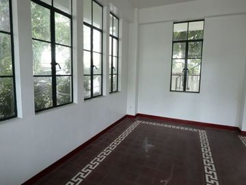 Outstanding Office Space in Trabajo St.Olympia Makati CB0057