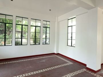 Outstanding Office Space in Trabajo St.Olympia Makati CB0057